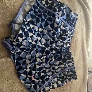 Nike dri fit girls medium